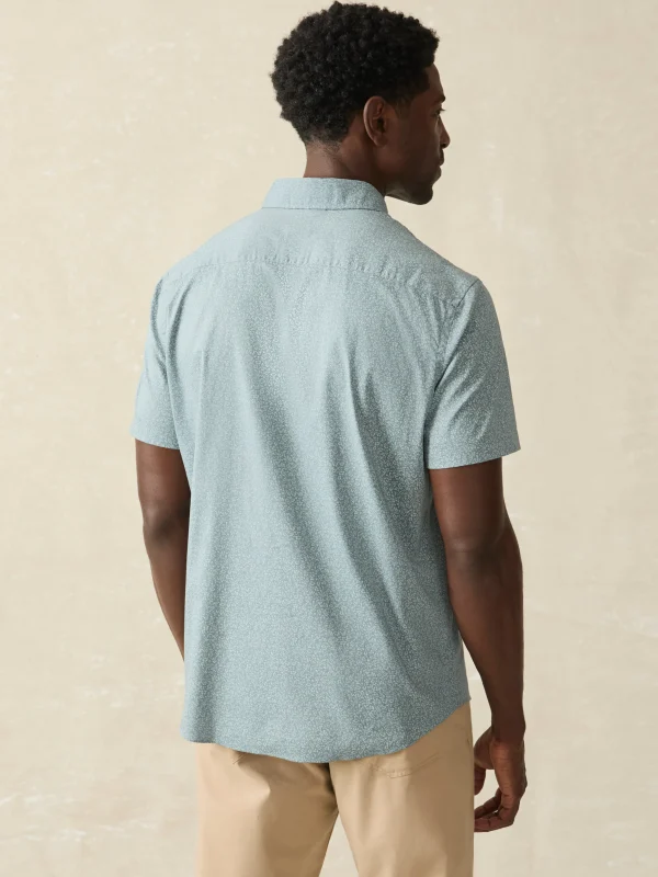 Movement™ Short-Sleeve Shirt - Sea Storm Ditsy