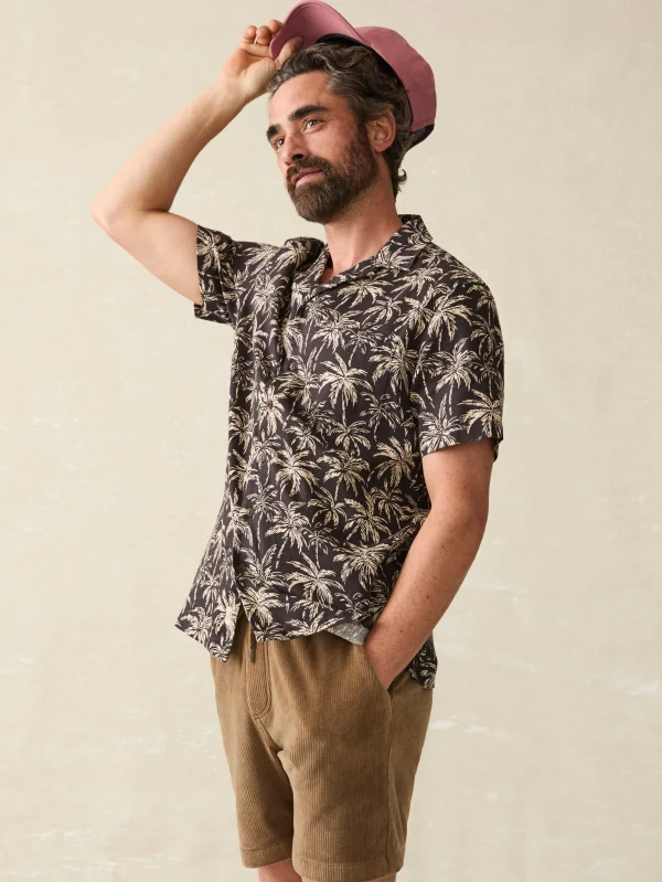 Short-Sleeve Hemp Blend Camp Shirt - Charcoal Tropic Trees