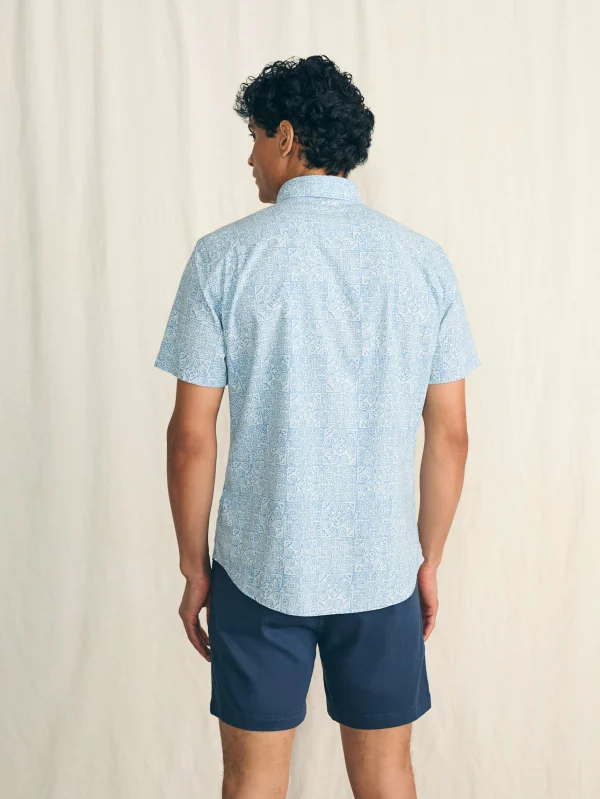 Short-Sleeve Stretch Playa Shirt - South Pacific Geo